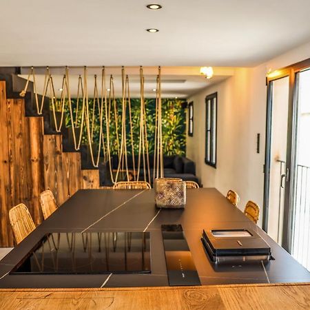 Casa Jungle ! Superb Duplex Apartment, Place Des Lices ! サントロペ エクステリア 写真
