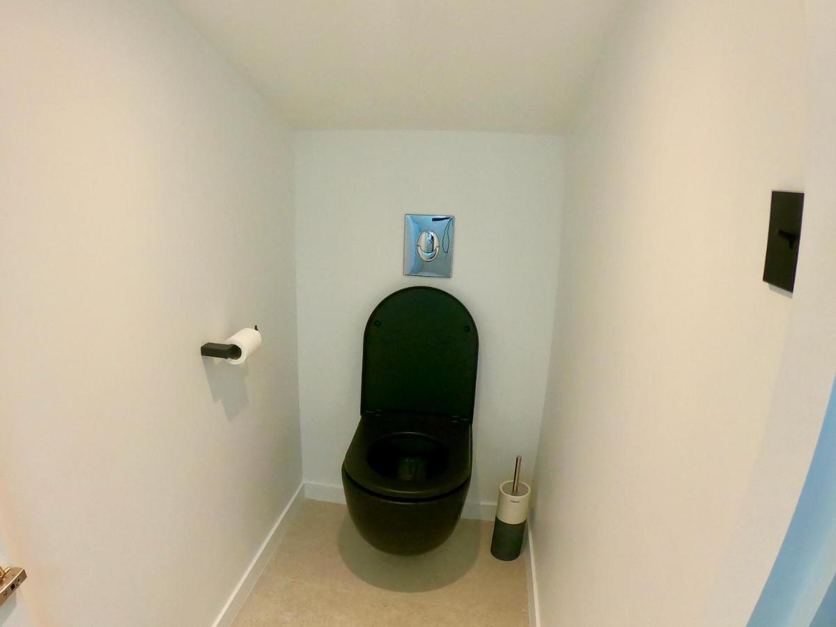 Casa Jungle ! Superb Duplex Apartment, Place Des Lices ! サントロペ エクステリア 写真