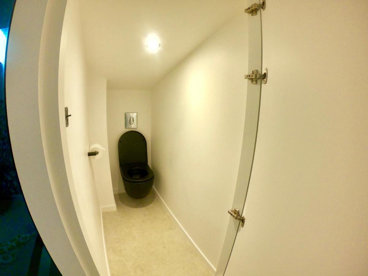 Casa Jungle ! Superb Duplex Apartment, Place Des Lices ! サントロペ エクステリア 写真