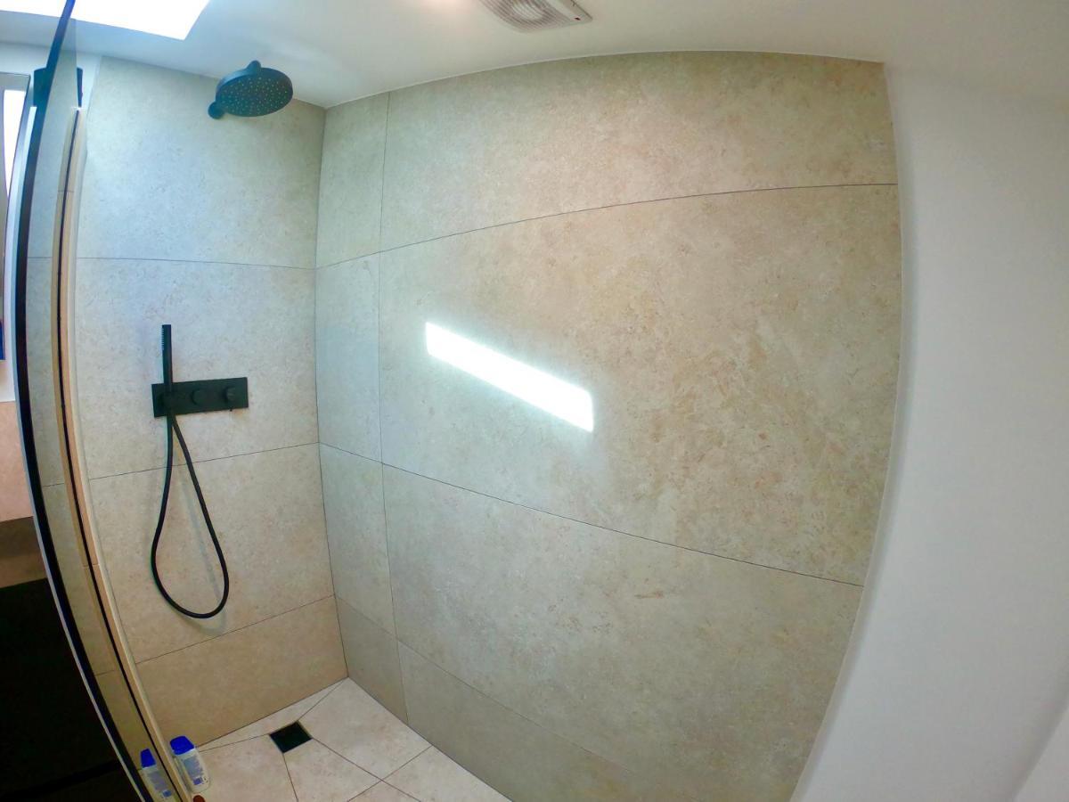 Casa Jungle ! Superb Duplex Apartment, Place Des Lices ! サントロペ エクステリア 写真